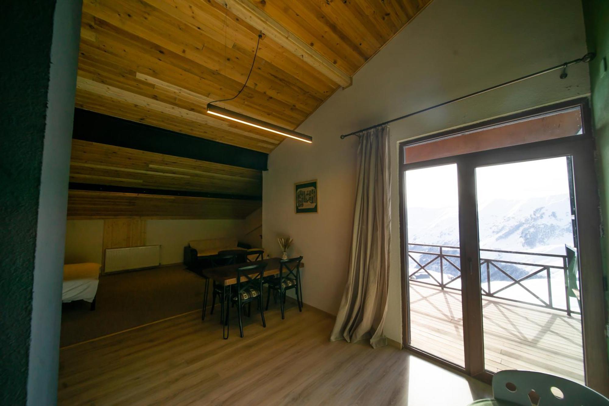 Chalet Papa Basili Gudauri Exterior photo