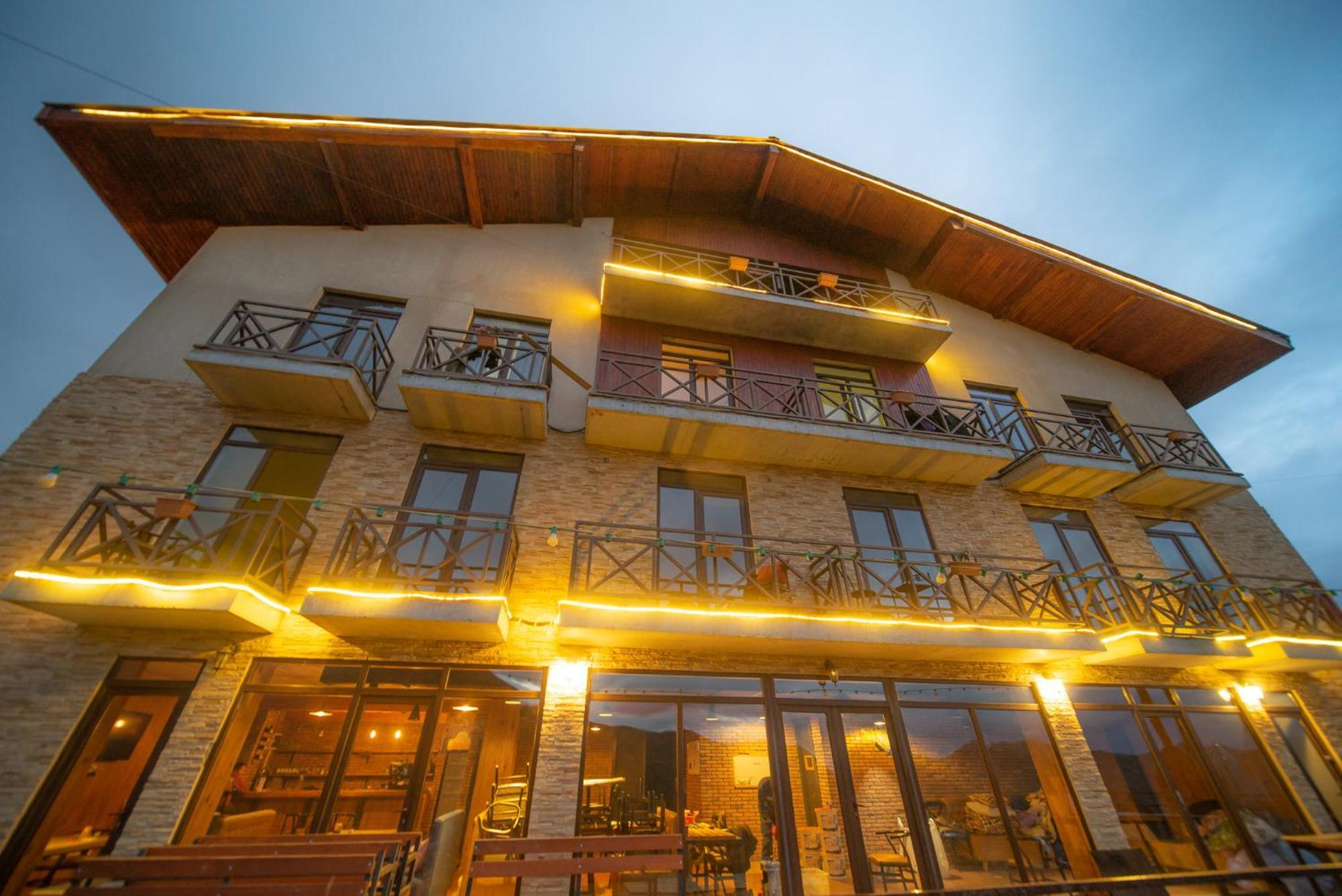 Chalet Papa Basili Gudauri Exterior photo